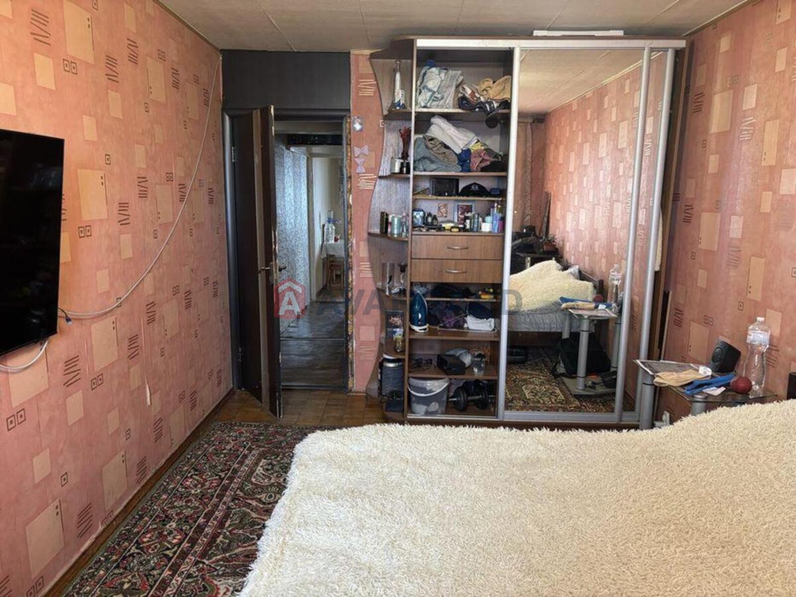 3 ��. ��������, 68/-/9 ��. �., 16/16 ������ ���� 10