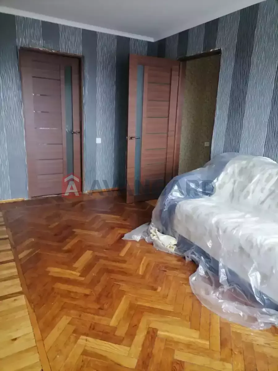 2 ��. ��������, 40/-/6 ��. �., 3/4 ������ ���� 4