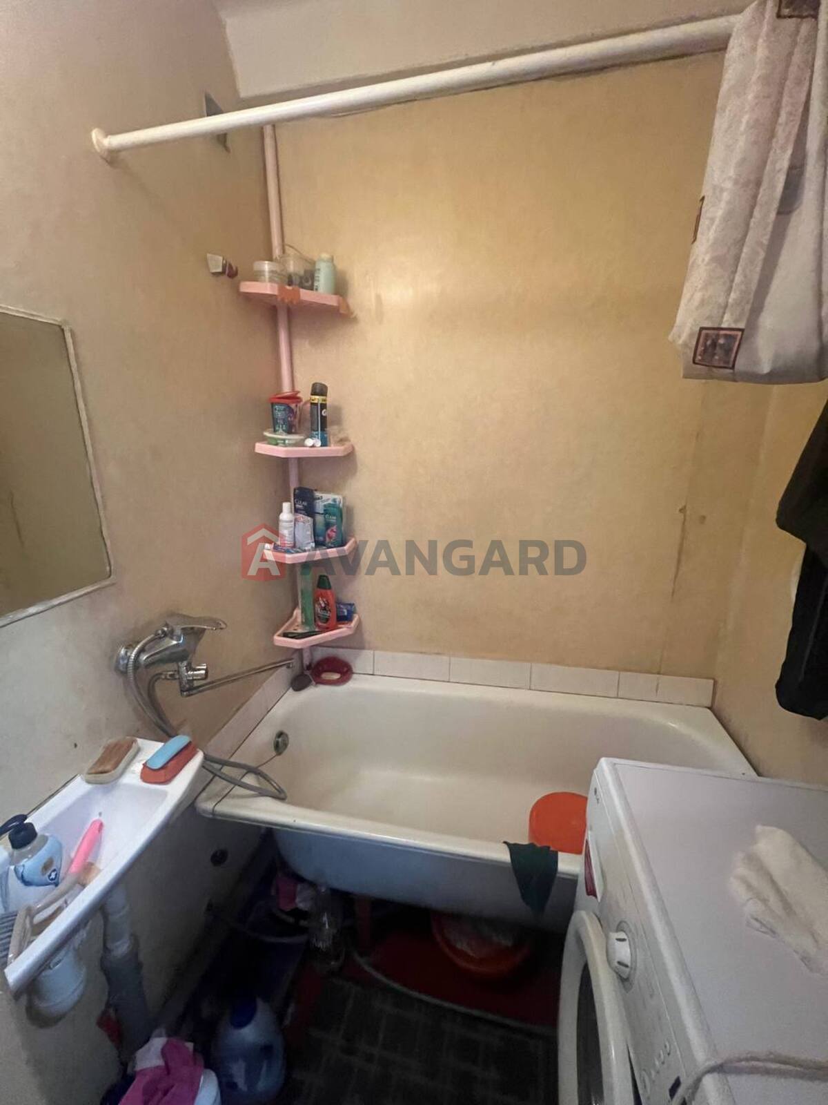 1 ��. ��������, 33/17/7 ��. �., 8/9 ������ ���� 12