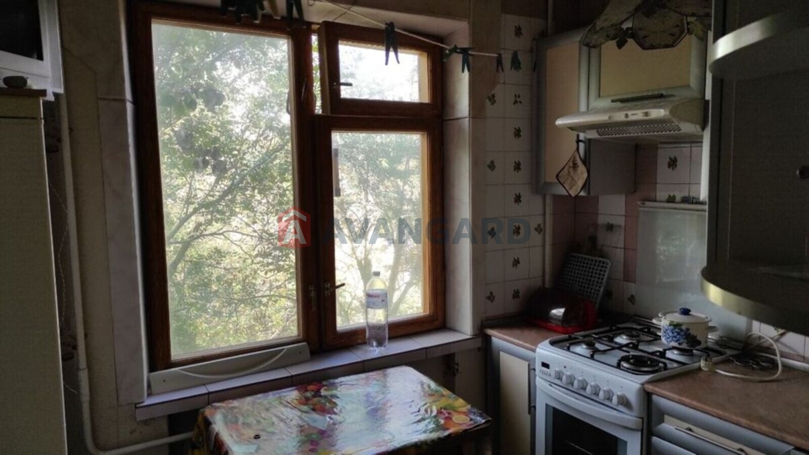 1 ��. ��������, 28/-/6 ��. �., 5/6 ������ ���� 7