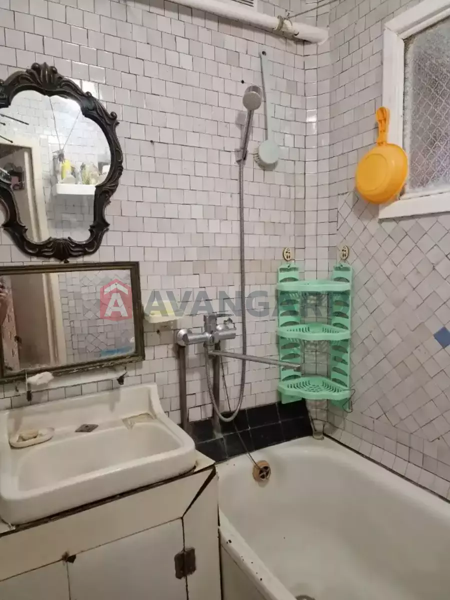 3 ��. ��������, 51/-/6 ��. �., 1/5 ������ ���� 10