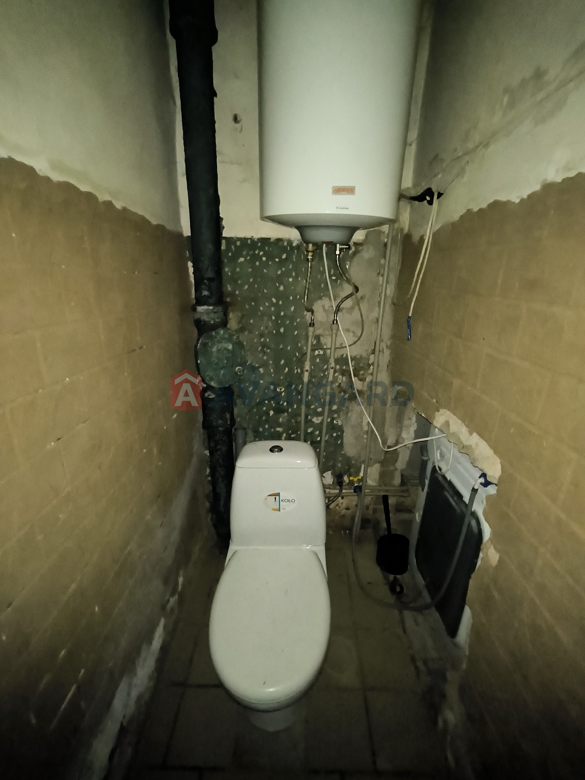 2 ��. ��������, 50/-/8 ��. �., 1/4 ������ ���� 6