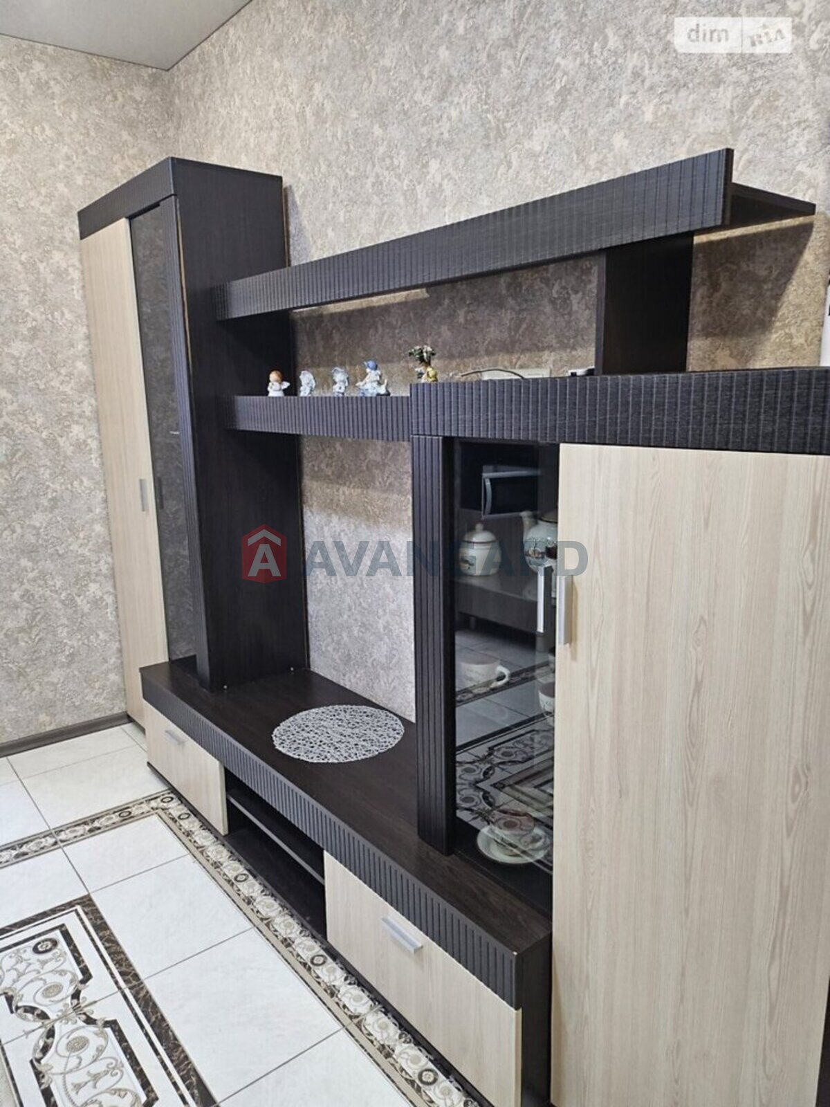 1 ����. ��������, 59/25/20 ��. �., 5/12 ���� ���� 4