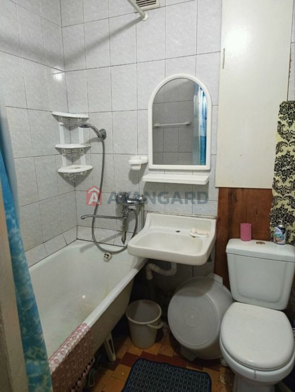 2 ��. ��������, 42/-/6 ��. �., 4/5 ������ ���� 6