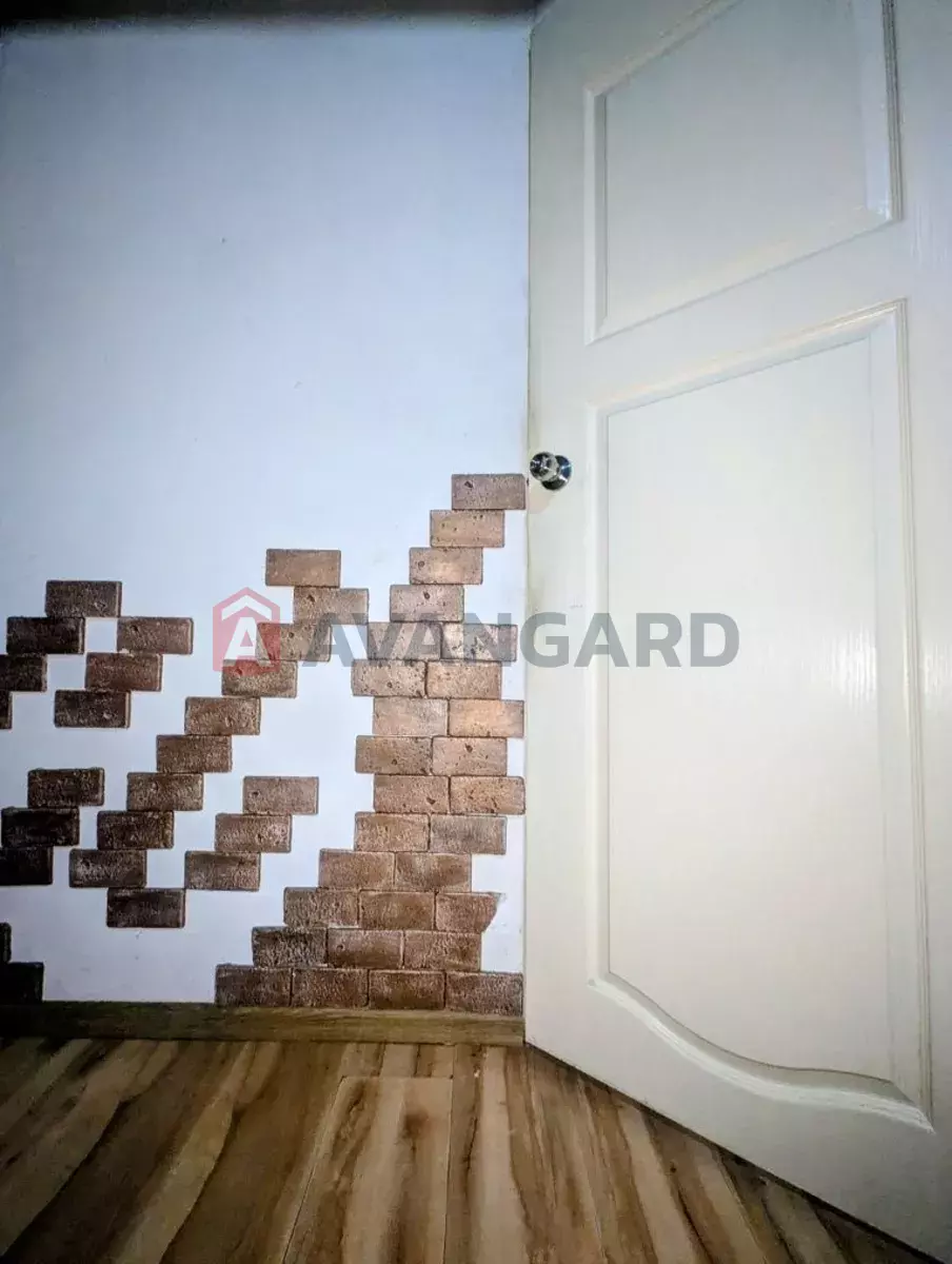 3 ��. ��������, 64/45/11 ��. �., 2/2 ������ ���� 4