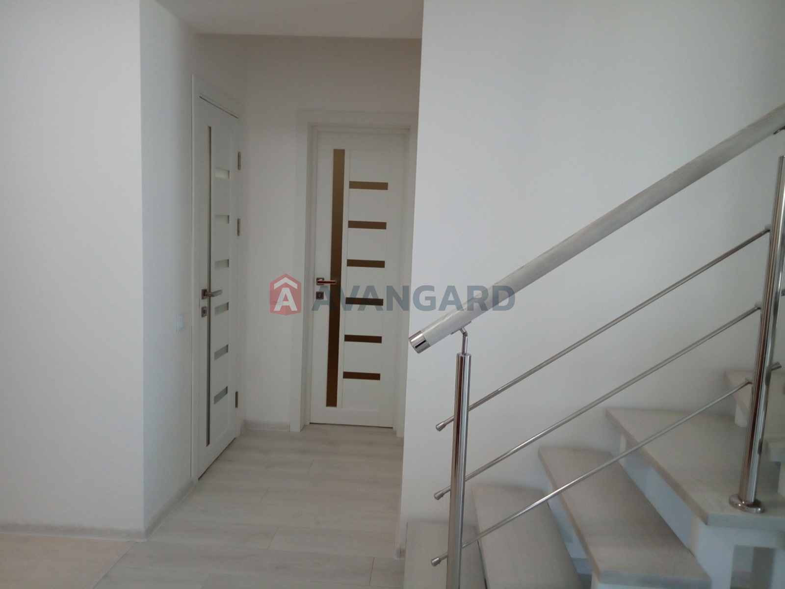 3 ��. ��������, 125/70/17 ��. �., 15/17 ������ ���� 16