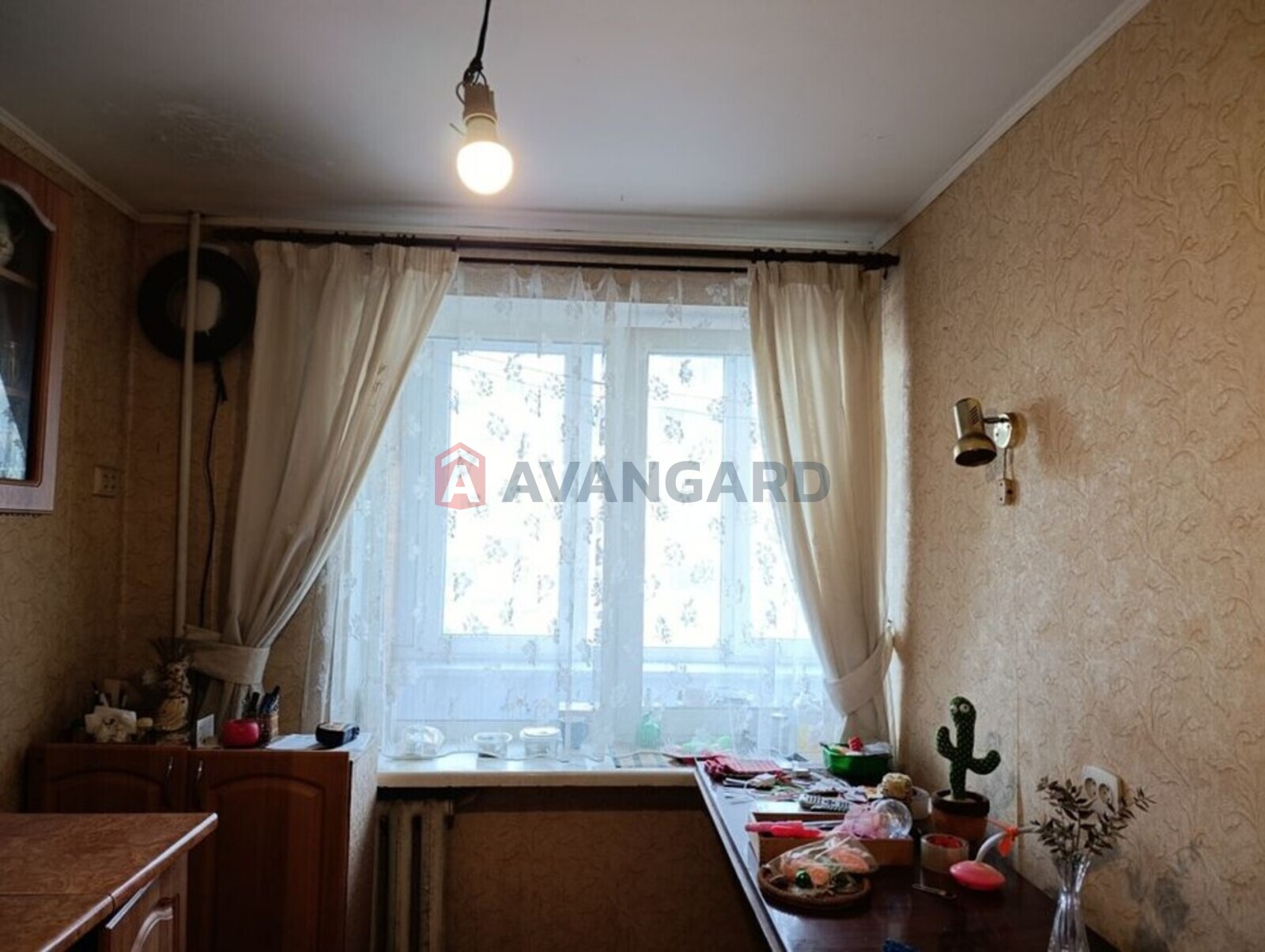 1 ��. ��������, 36/-/9 ��. �., 3/10 ������ ���� 16