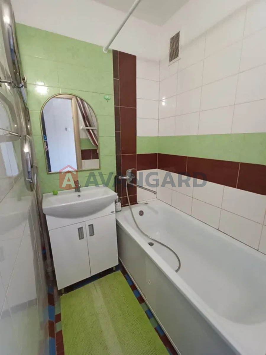 3 ��. ��������, 65/-/8 ��. �., 6/9 ������ ���� 8