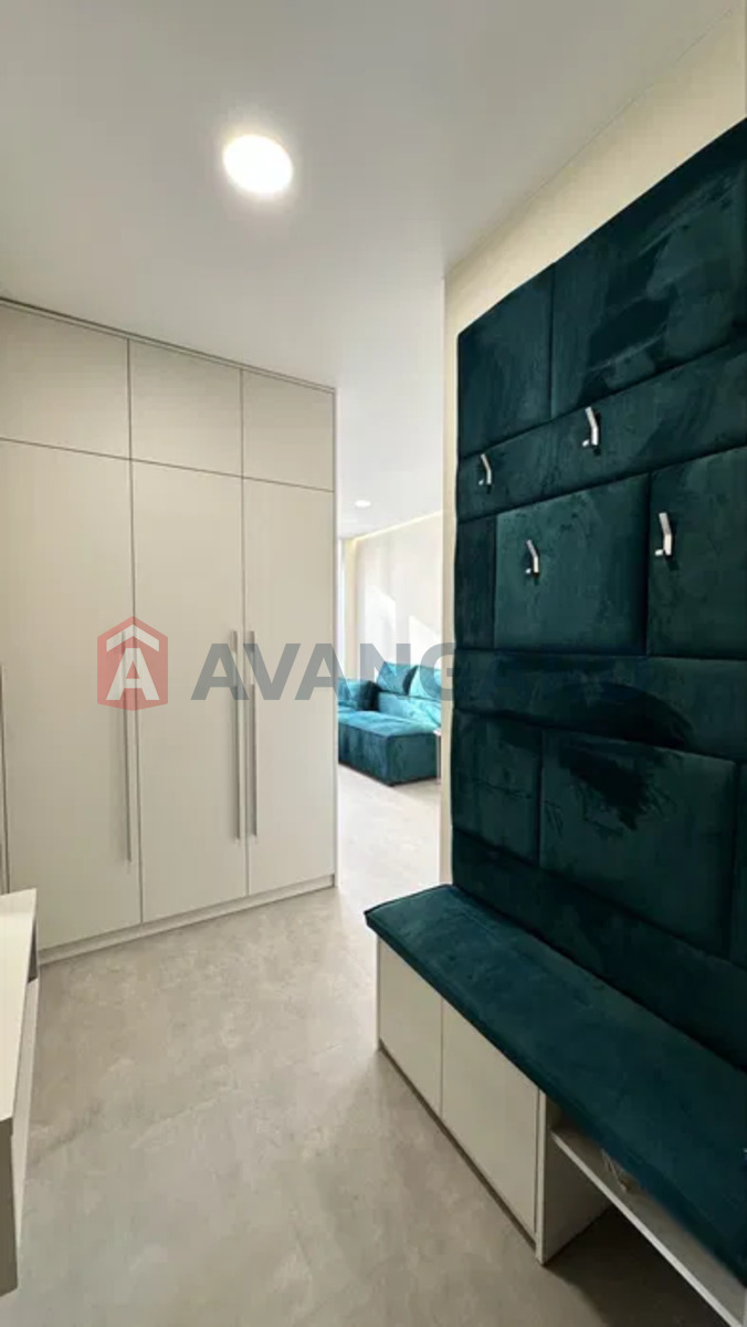 1 ��. ��������, 37/18/10 ��. �., 8/21 ������ ���� 15