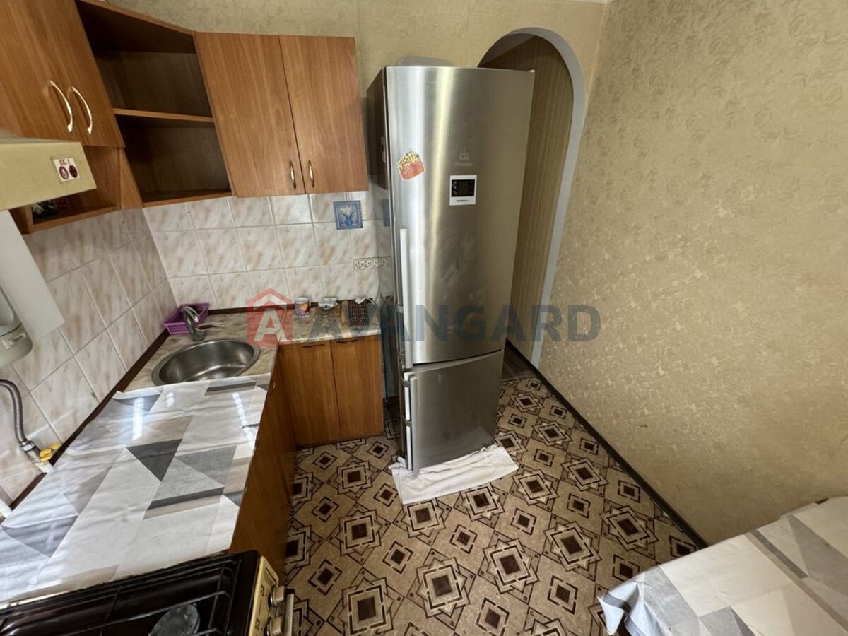 2 ��. ��������, 43/-/5 ��. �., 3/5 ������ ���� 1