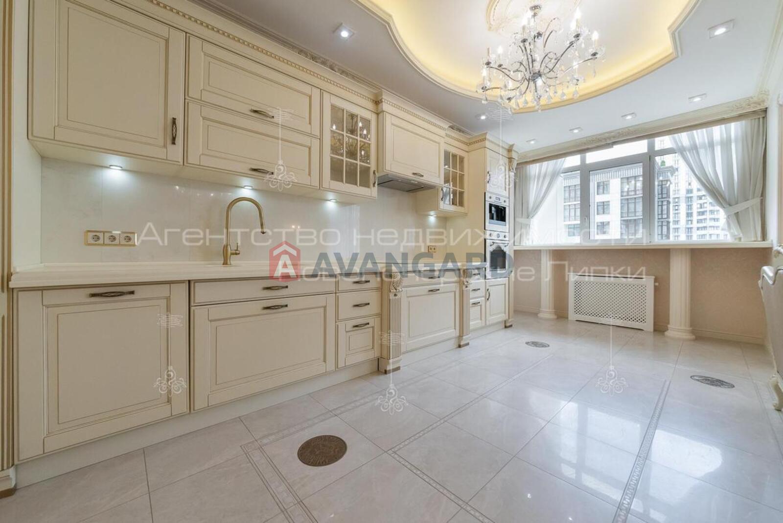 3 ��. ��������, 114/63/20 ��. �., 7/22 ������ ���� 6