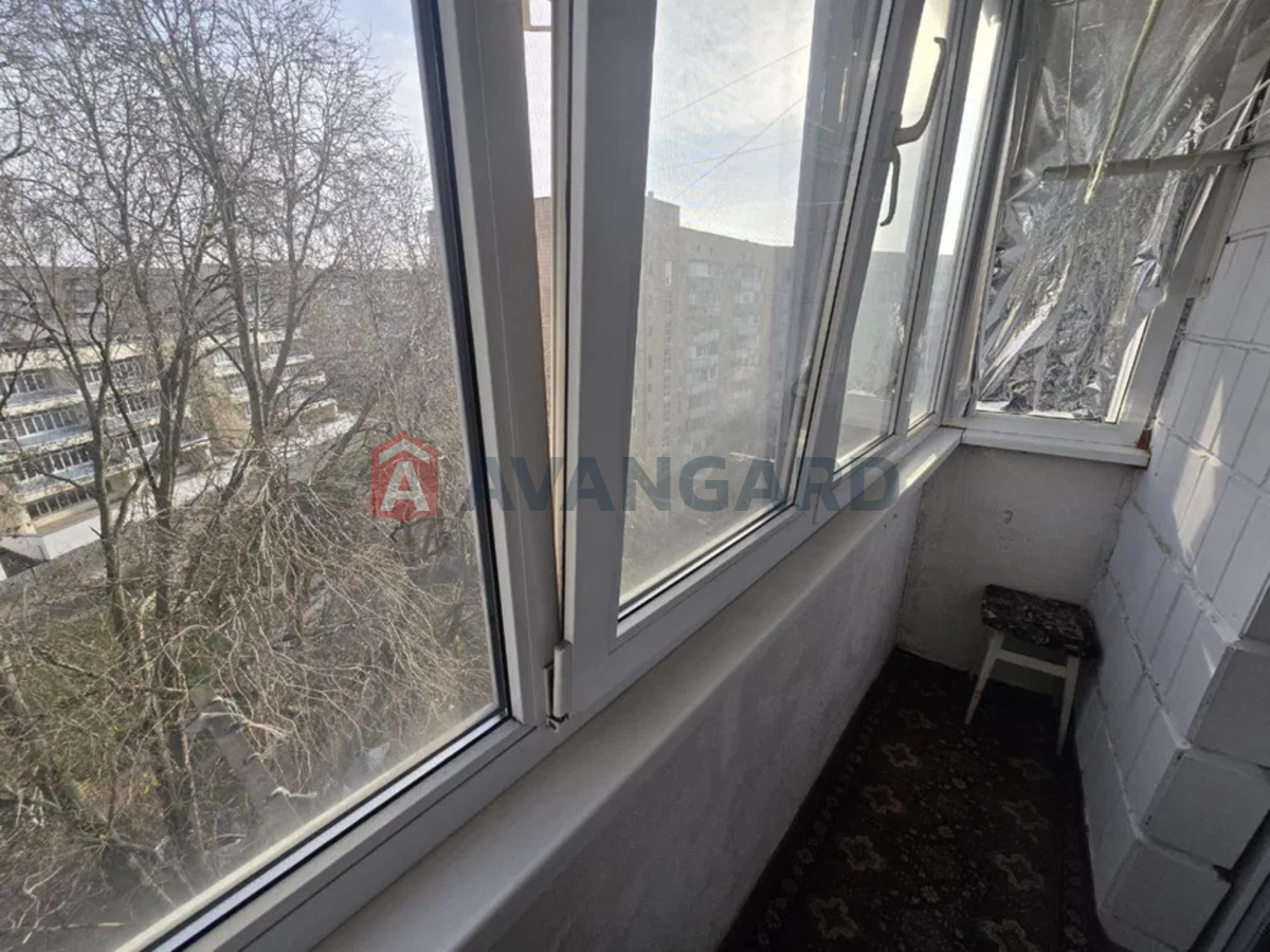 1 . , 28/-/5 . ., 8/9   9