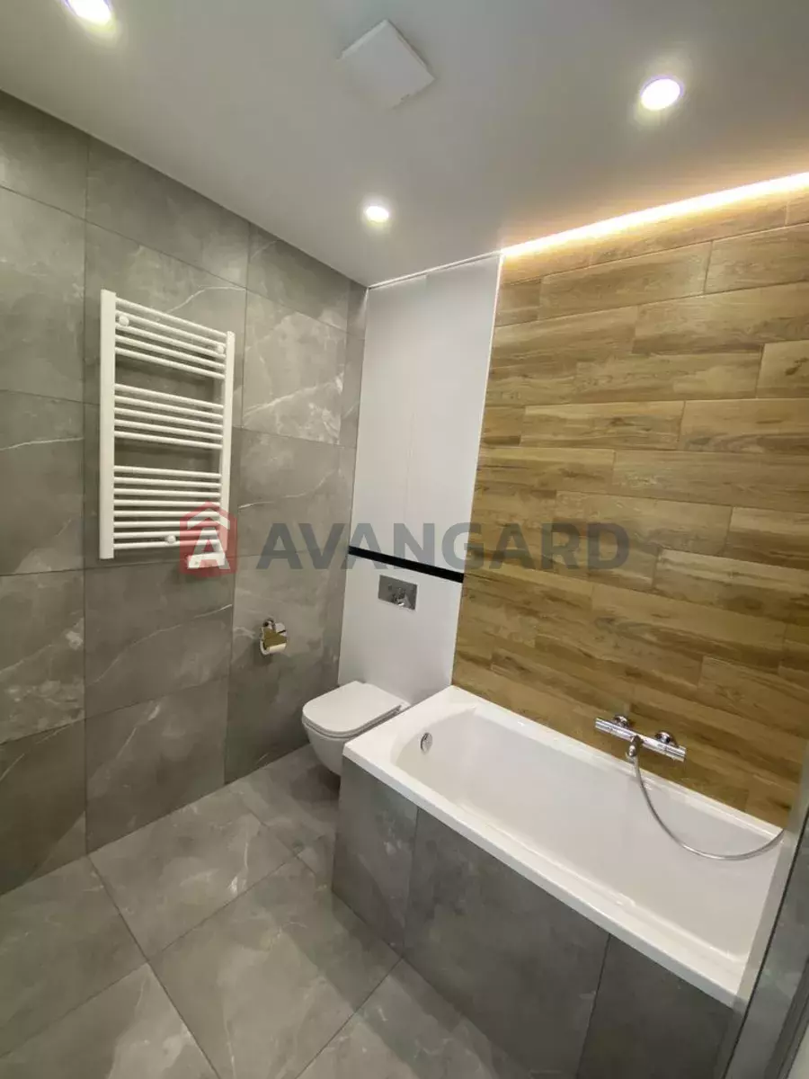 3 ����. ��������, 75/-/15 ��. �., 4/24 ���� ���� 17