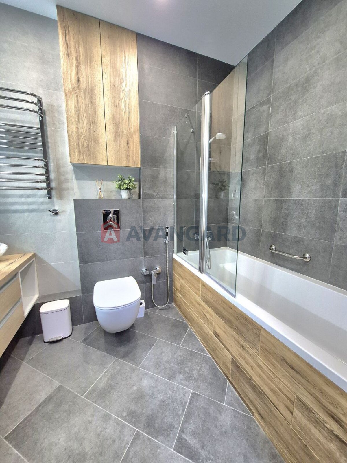 1 ��. ��������, 51,6/17,8/14,3 ��. �., 11/25 ������ ���� 17