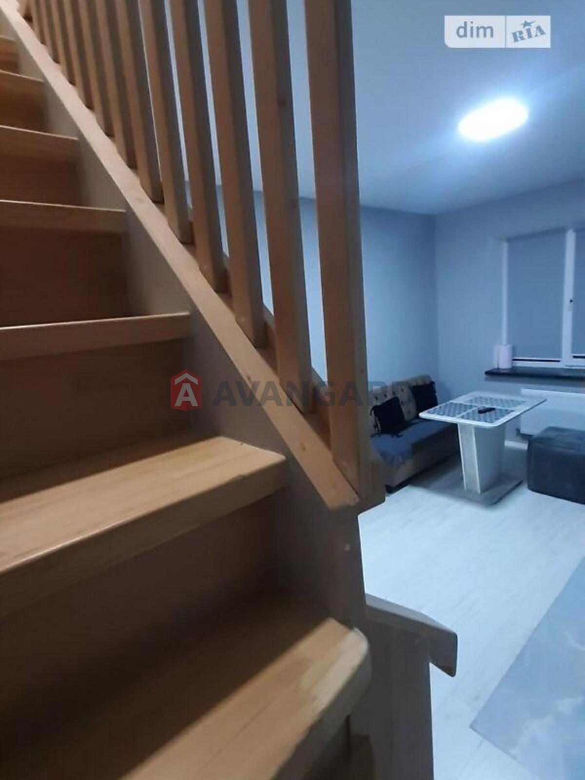 2 ��. ��������, 99/-/16 ��. �., 5/5 ������ ���� 19