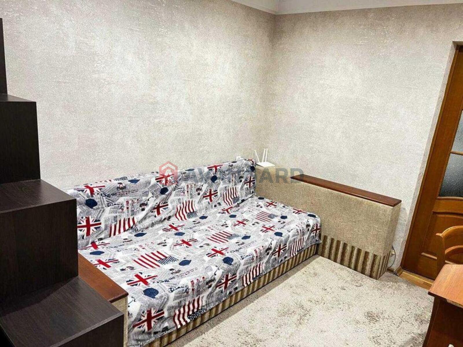 1 ��. ��������, 42/-/7 ��. �., 7/9 ������ ���� 3