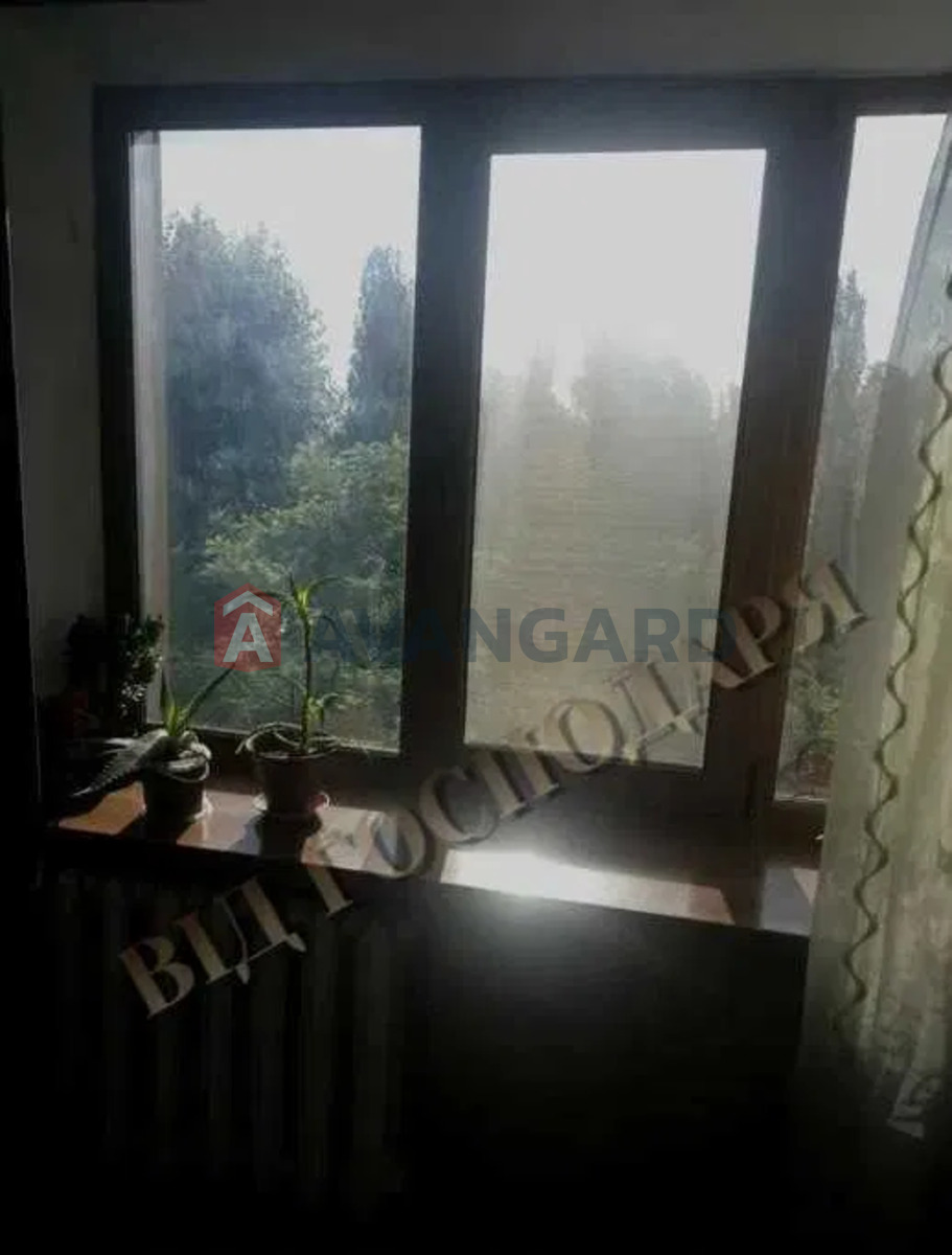 1 ��. ��������, 46/-/7 ��. �., 4/5 ������ ���� 13