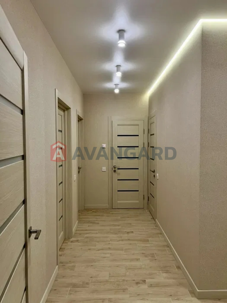 2 . , 84/-/25 . ., 22/22   3