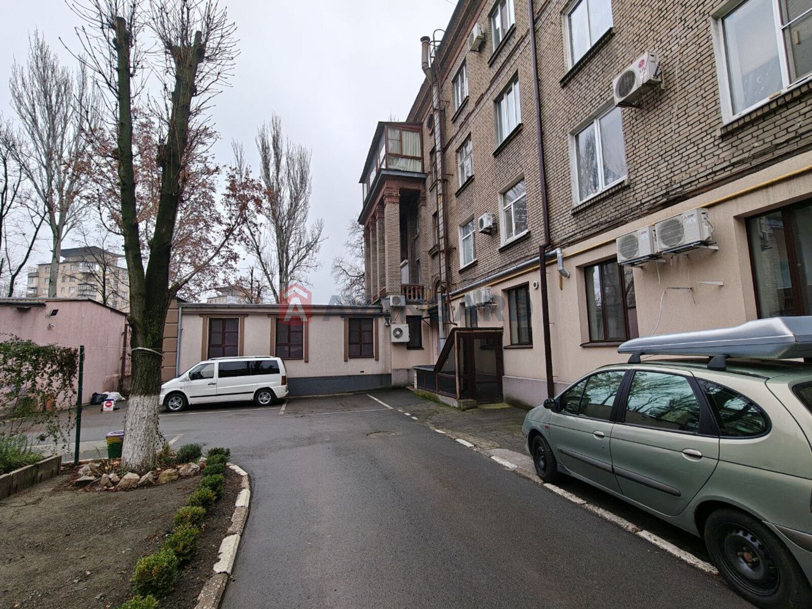 2 ��. ��������, 55/31/8 ��. �., 3/4 ������ ���� 1