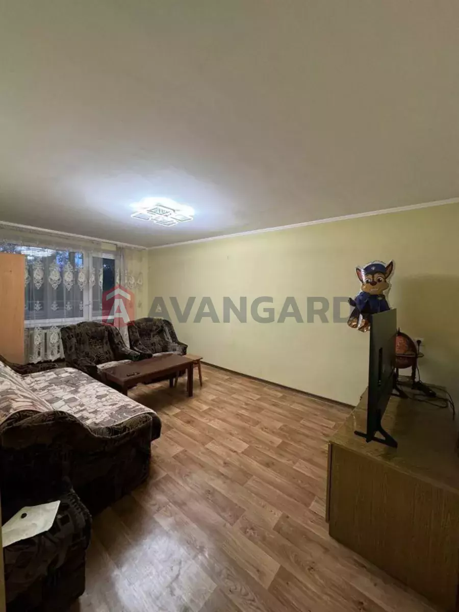 2 ����. ��������, 46/-/8 ��. �., 2/5 ���� ���� 6