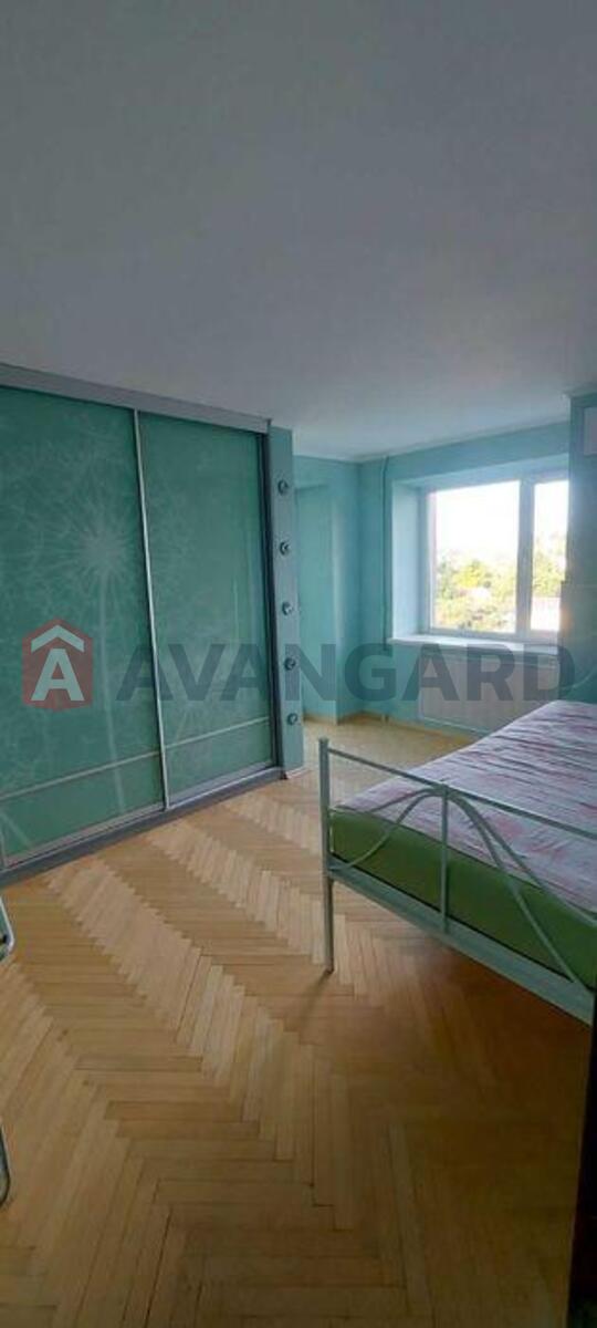 2 ����. ��������, 55/-/8 ��. �., 6/13 ���� ���� 7