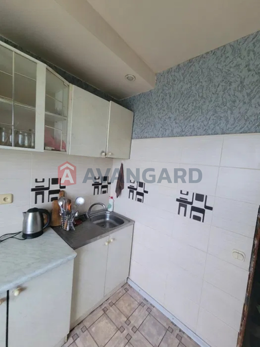 2 ��. ��������, 52/-/7 ��. �., 9/9 ������ ���� 11