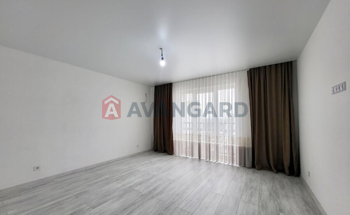 2 ��. ��������, 84/41/14 ��. �., 5/8 ������ ���� 7