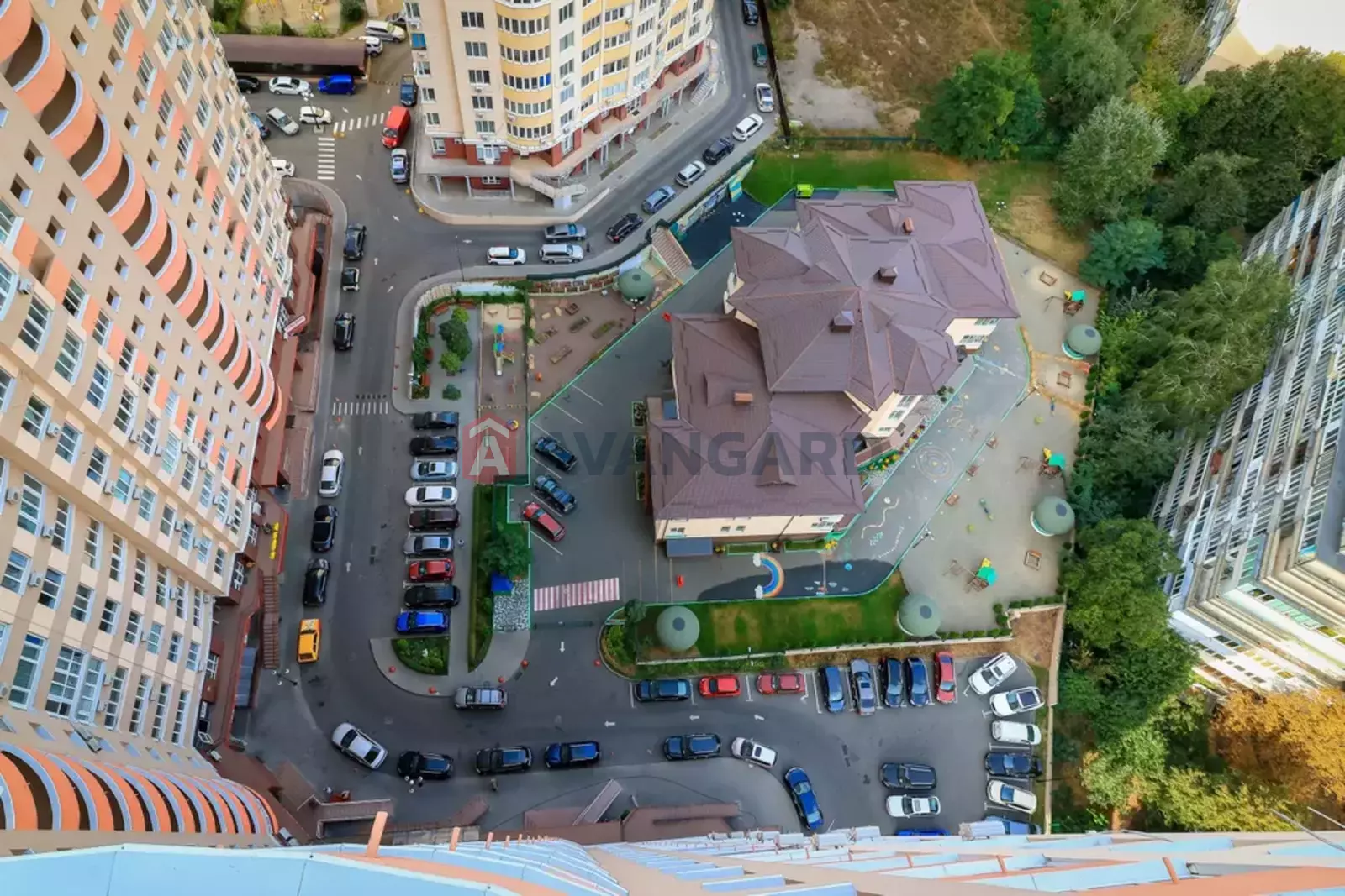 3 ��. ��������, 135/-/30 ��. �., 24/25 ������ ���� 8