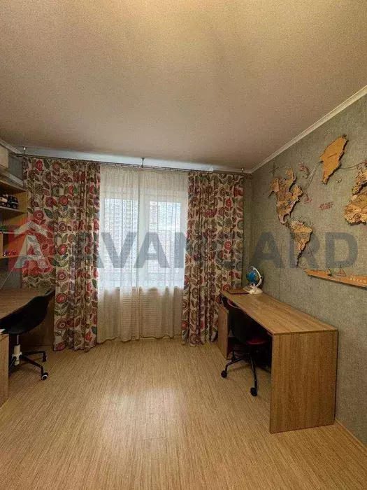 3 ��. ��������, 106/-/17 ��. �., 15/22 ������ ���� 13