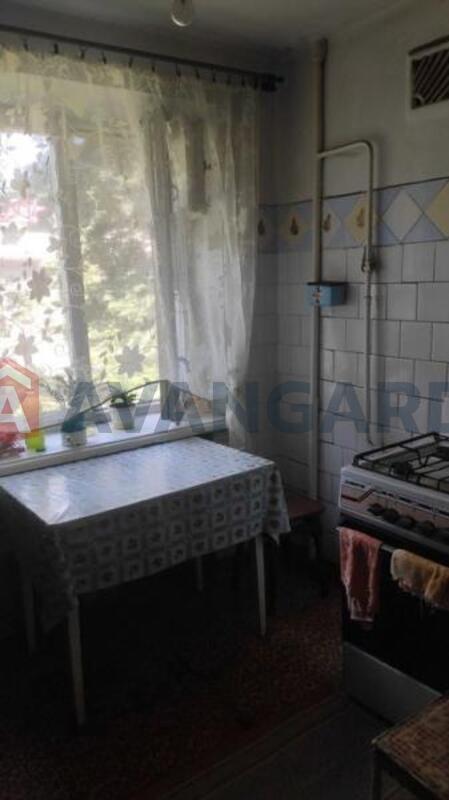 2 ��. ��������, 46/-/6 ��. �., 2/5 ������ ���� 3