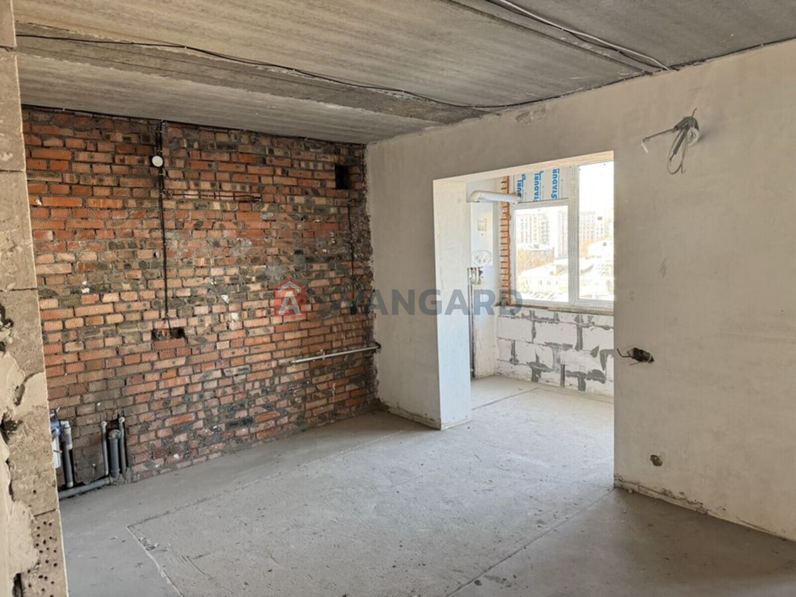 3 ����. ��������, 124/-/30 ��. �., 10/13 ���� ���� 4