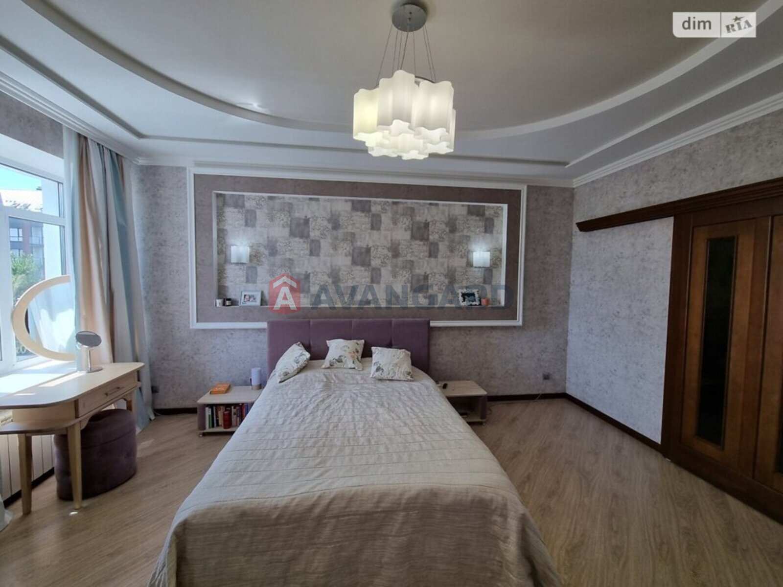 3 ��. ��������, 79/30/10 ��. �., 3/3 ������ ���� 6