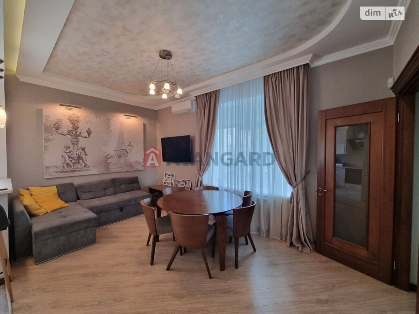 3 ��. ��������, 79/30/10 ��. �., 3/3 ������ ���� 12