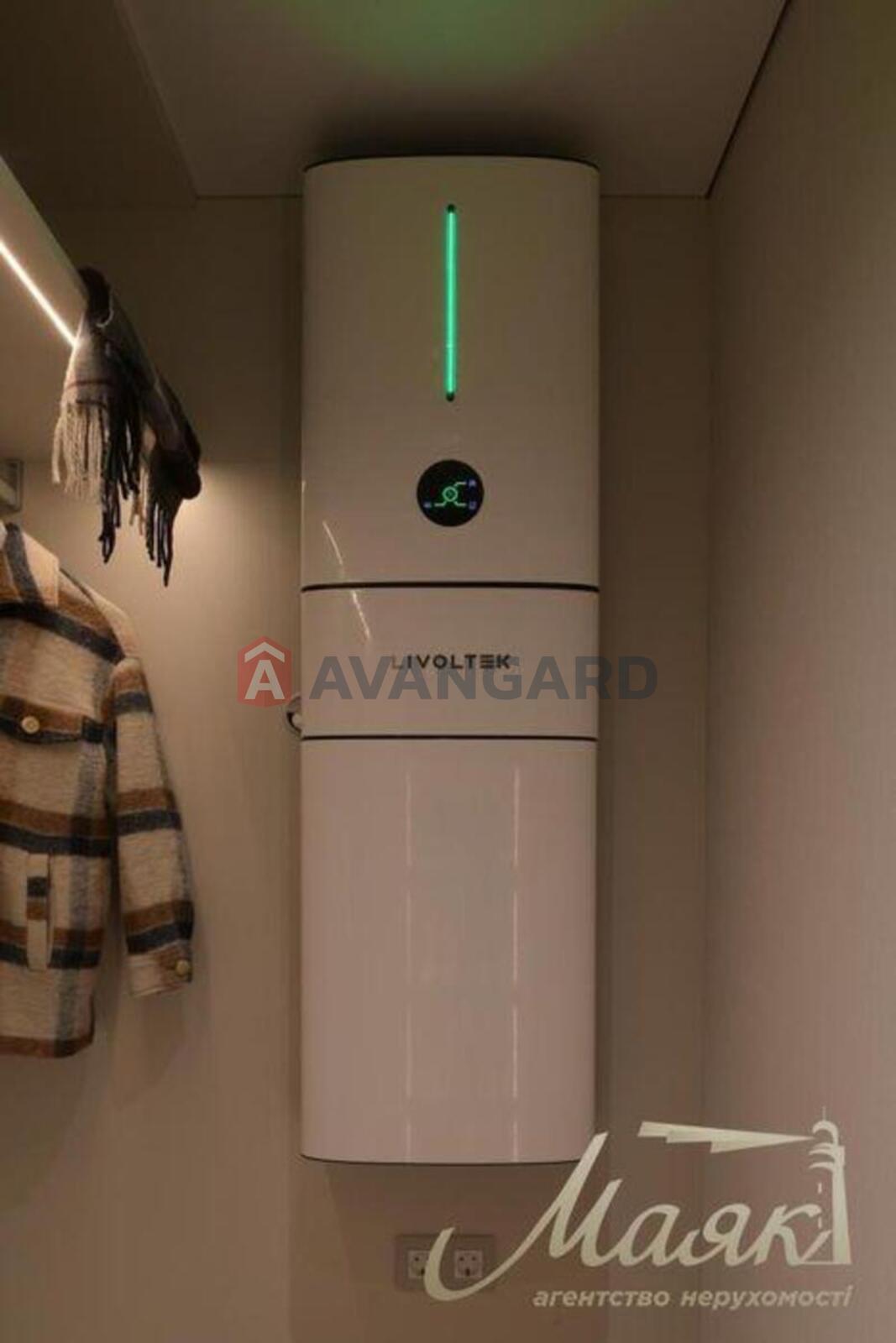 1 ��. ��������, 68/-/20 ��. �., 12/24 ������ ���� 4