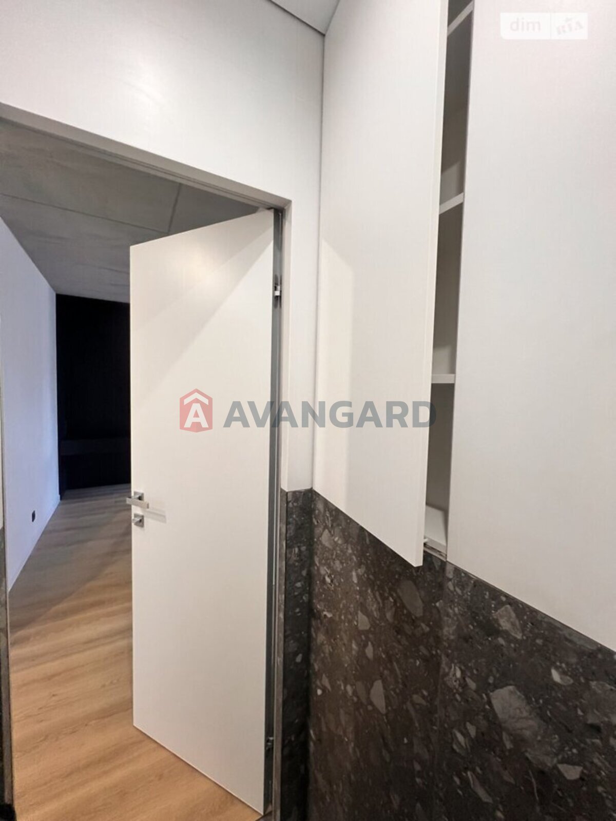 2 ��. ��������, 86/47/- ��. �., 14/16 ������ ���� 28