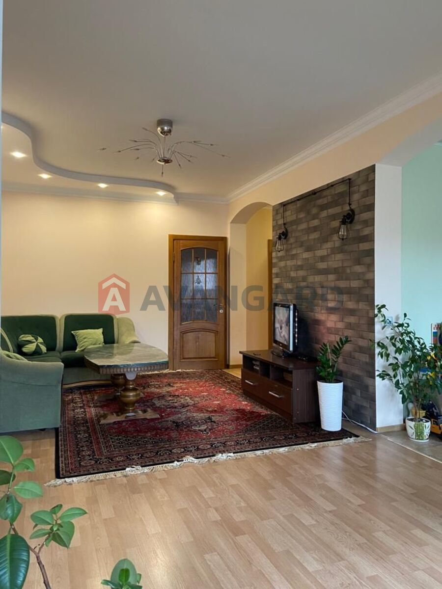 4 ��. ��������, 90/63/14 ��. �., 3/4 ������ ���� 2