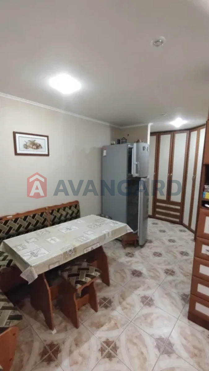 2 . , 50/-/9 . ., 4/9   7