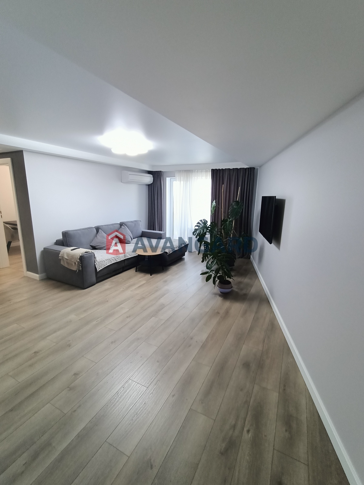 3 . , 69/-/8 . ., 9/9   6