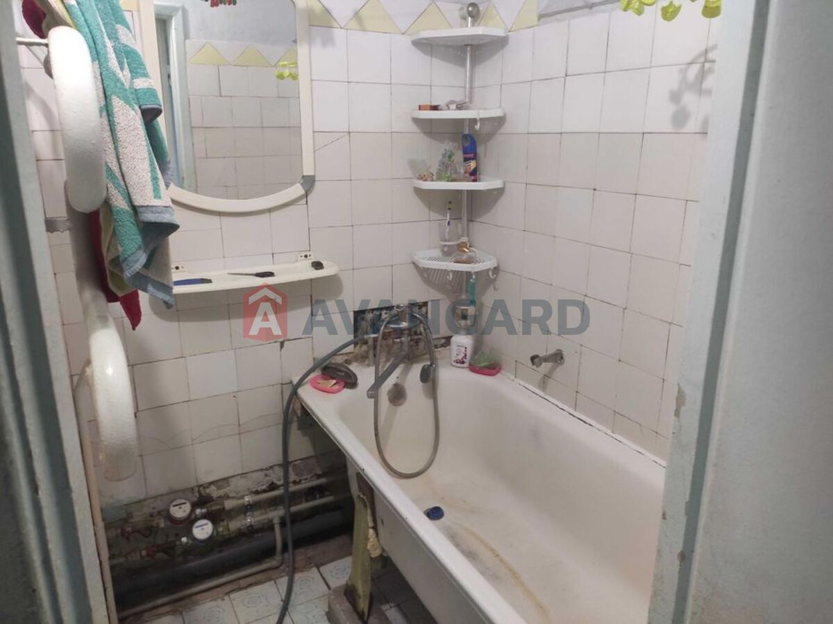 3 ��. ��������, 61/-/6 ��. �., 3/5 ������ ���� 7