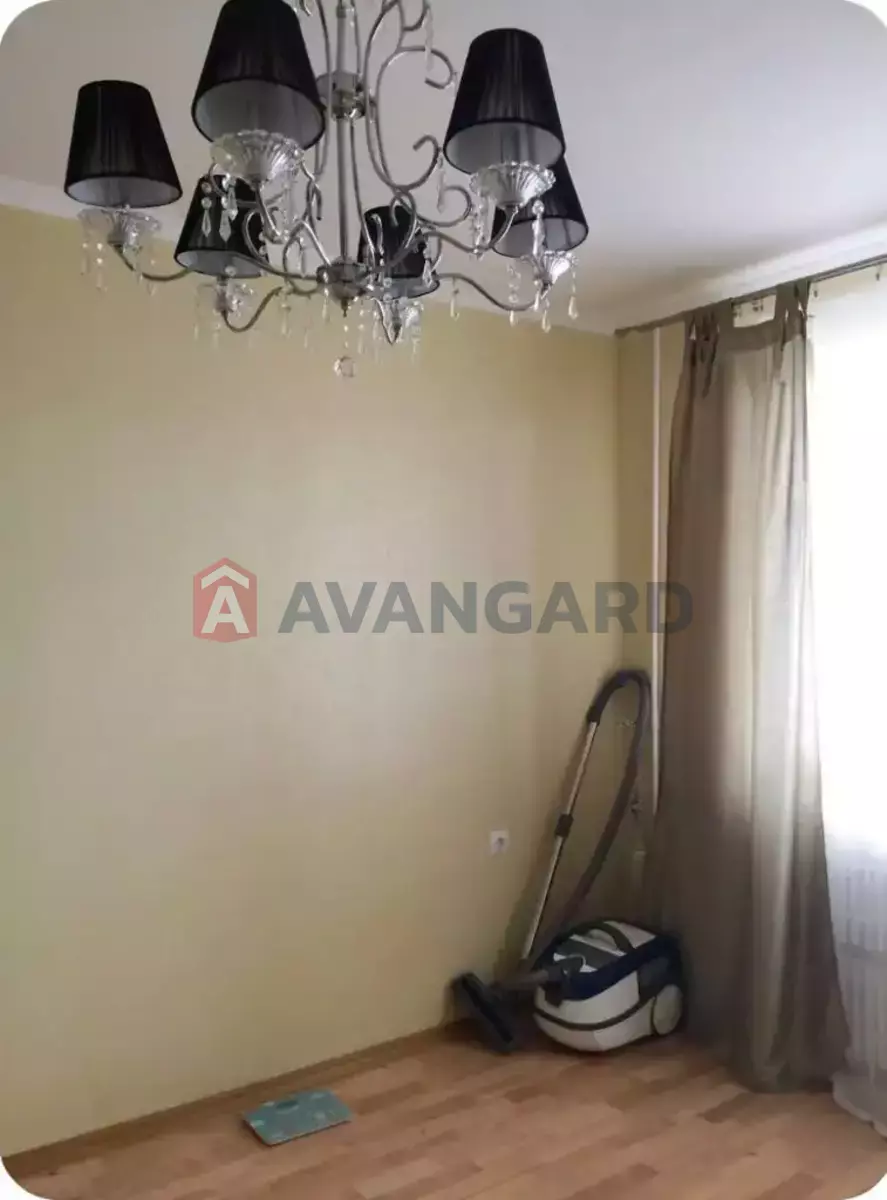 2 ��. ��������, 45/28/7 ��. �., 9/9 ������ ���� 8