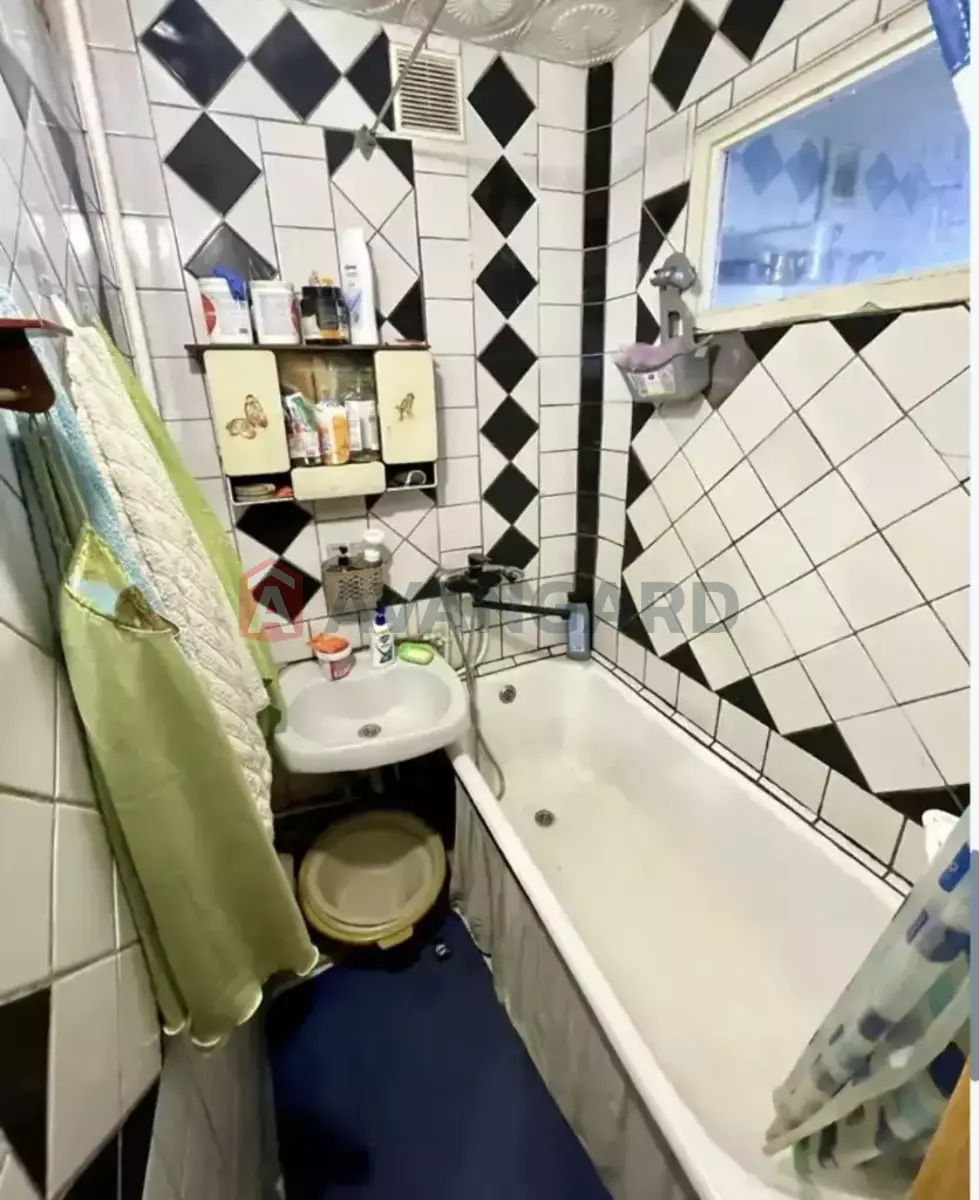 3 . , 67/42/8 . ., 5/9   13