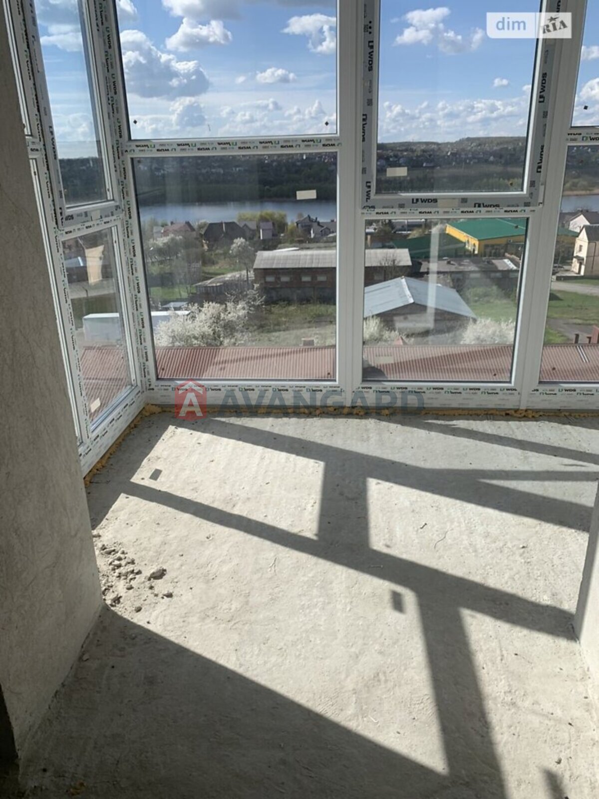 1 ��. ��������, 46/-/- ��. �., 6/10 ������ ���� 4