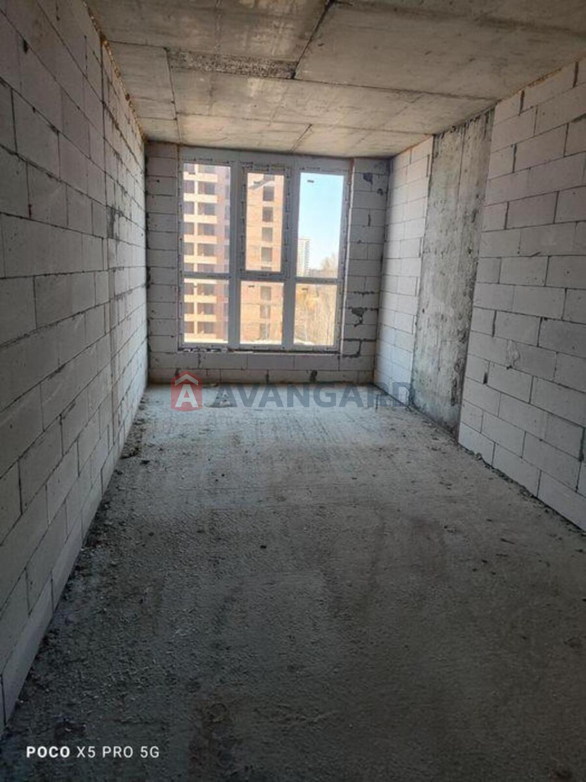 1 ��. ��������, 44/-/8 ��. �., 6/10 ������ ���� 6