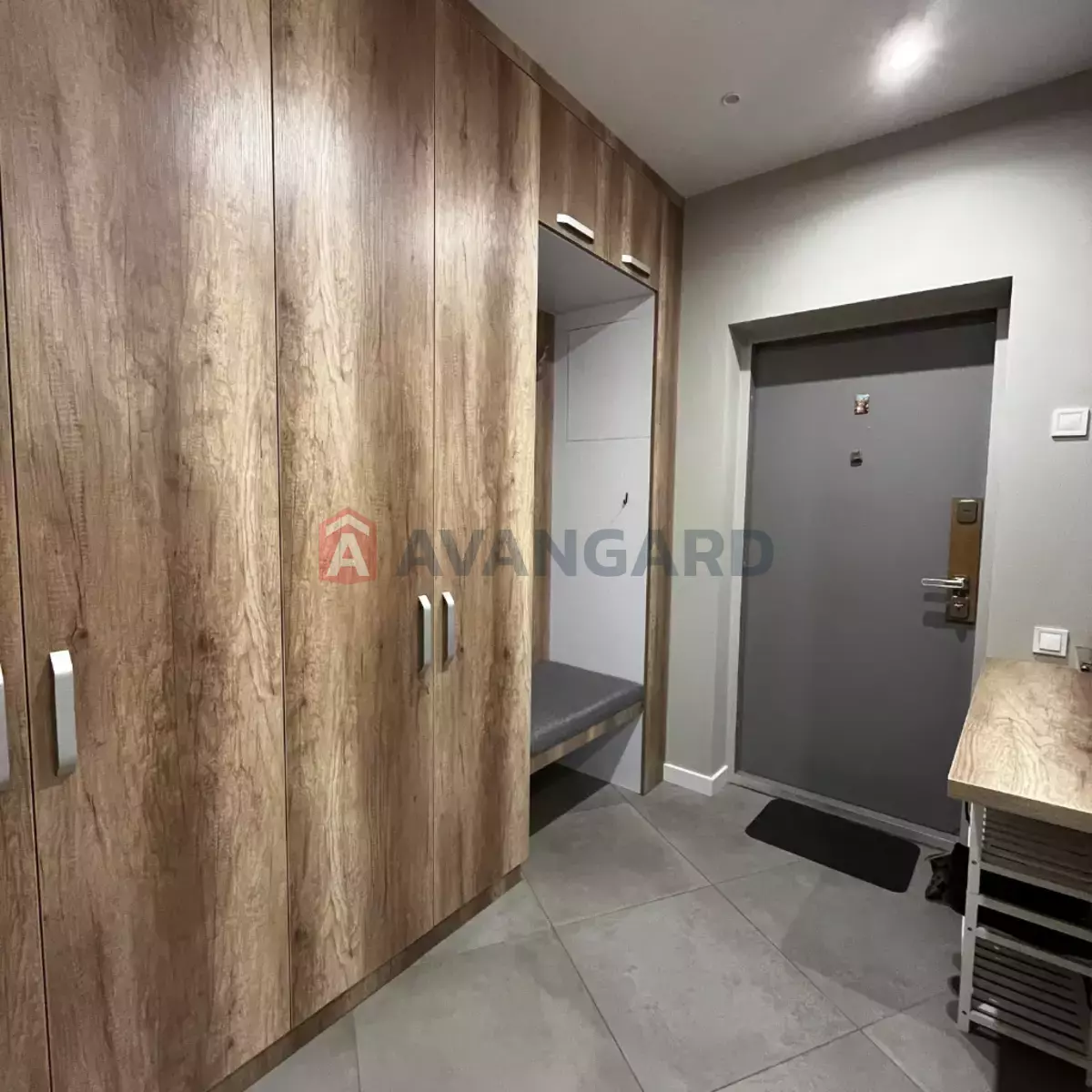 1 . , 43/-/- . ., 4/26   1