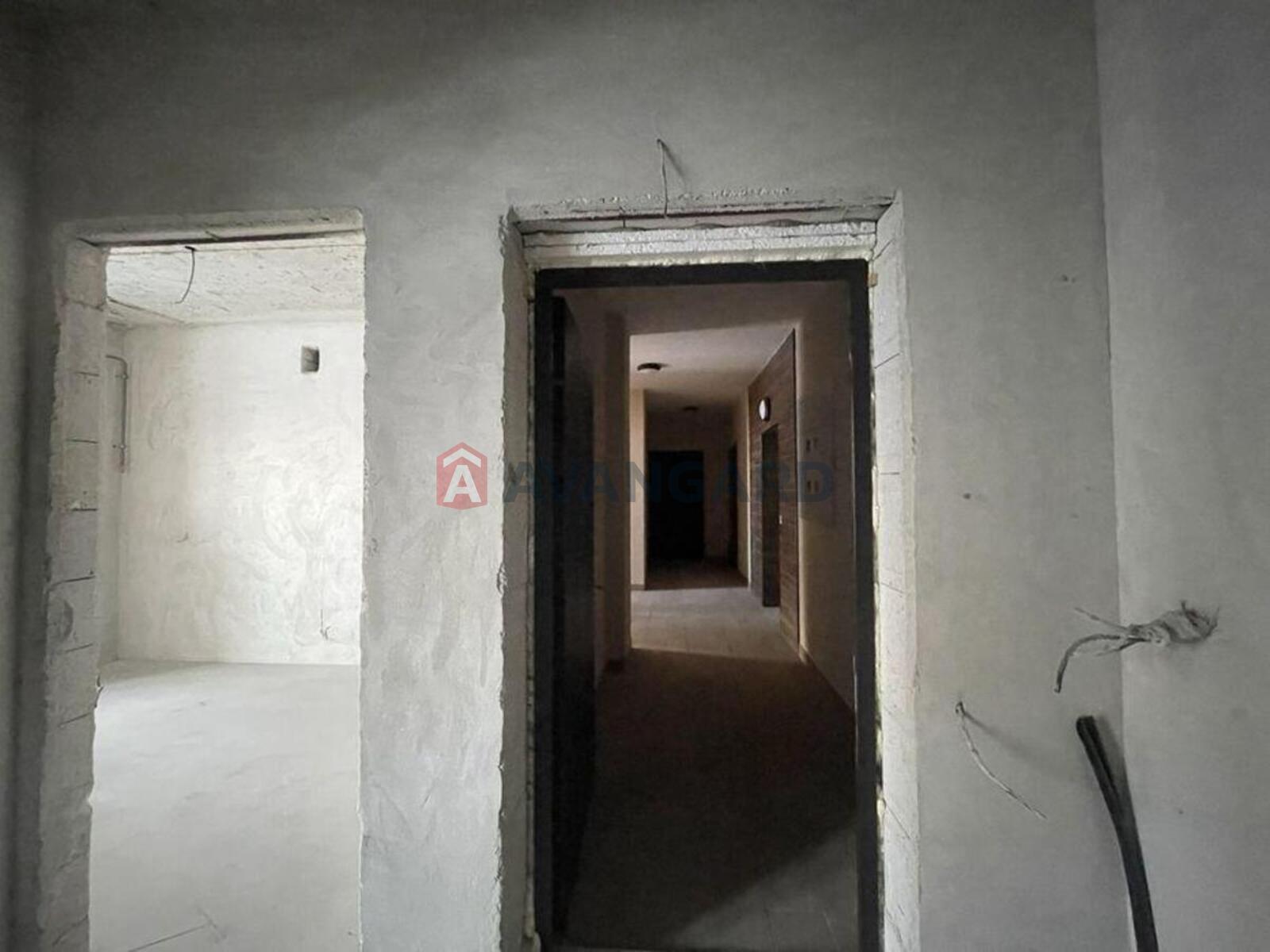 2 ��. ��������, 66/-/18 ��. �., 5/10 ������ ���� 7