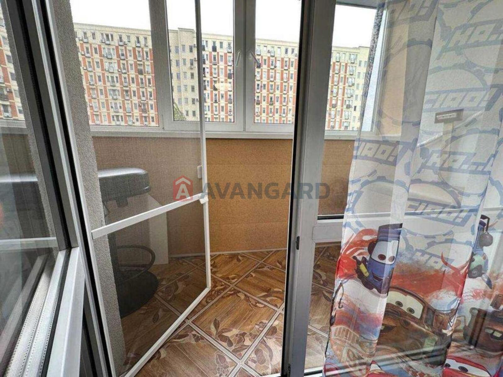 2 ��. ��������, 53/-/10 ��. �., 2/18 ������ ���� 13