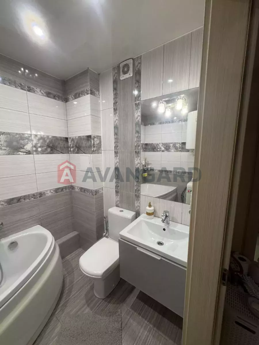 3 ��. ��������, 72/-/10 ��. �., 8/12 ������ ���� 5