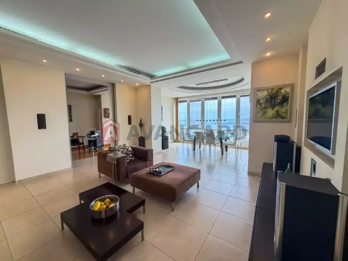 4 ��. ��������, 150/-/- ��. �., 8/14 ������ ���� 24