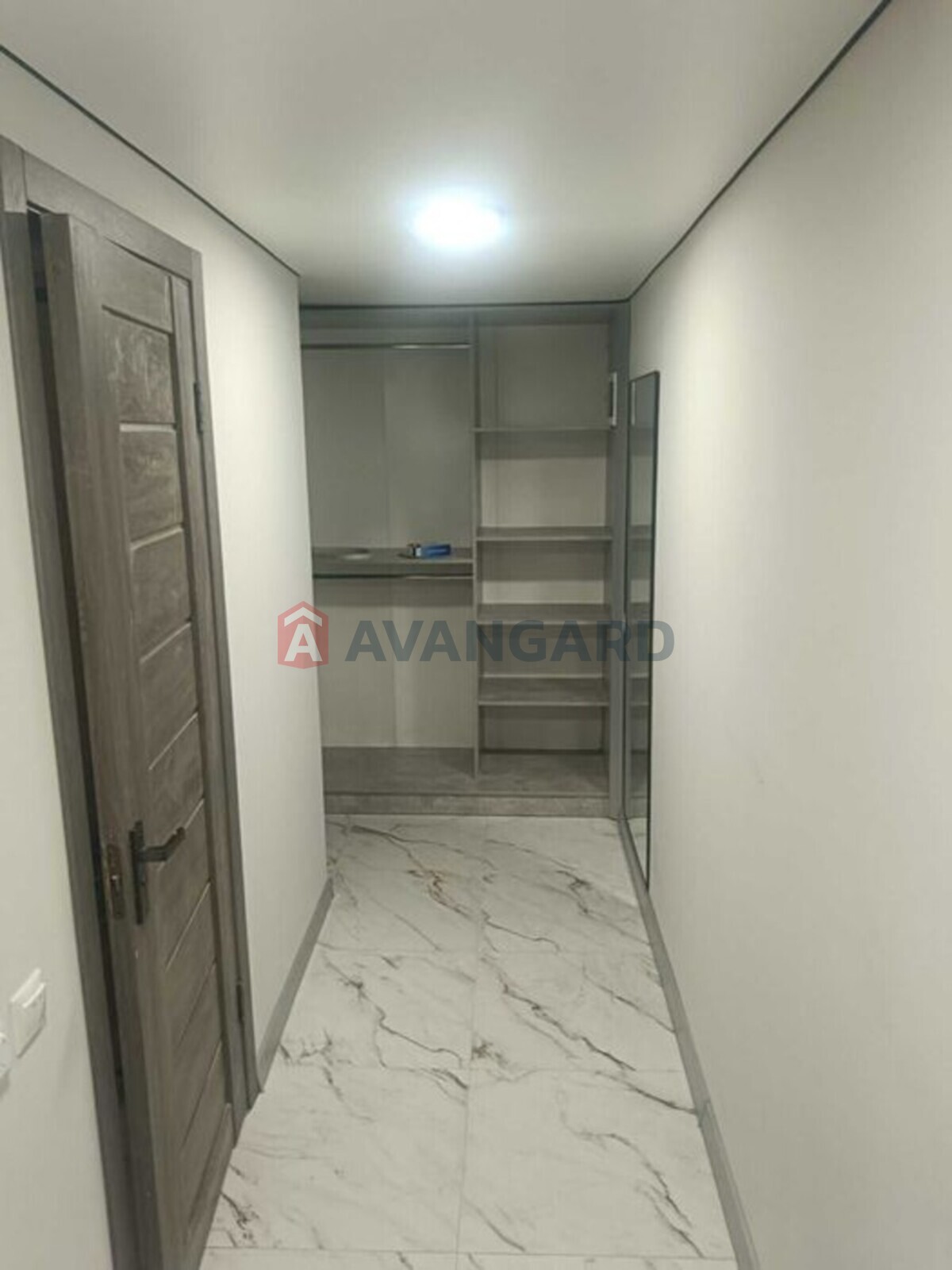 2 ��. ��������, 70/-/35 ��. �., 1/2 ������ ���� 9