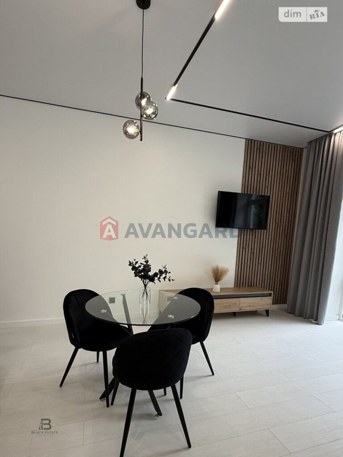 1 кім. квартира, 33/-/- кв. м., 1/3 поверх фото 5 1 кім. квартира, 33/-/- кв. м., 1/3 поверх фото 5